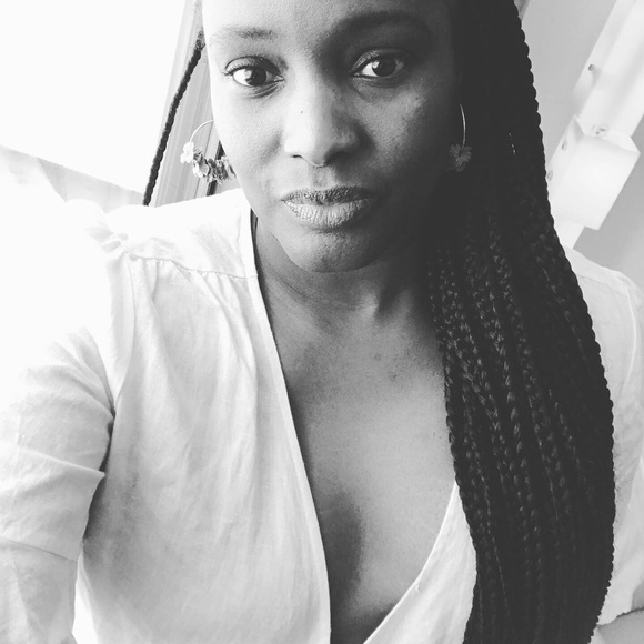 Meet your Posher, Keisha m. - Picture 1 of 6